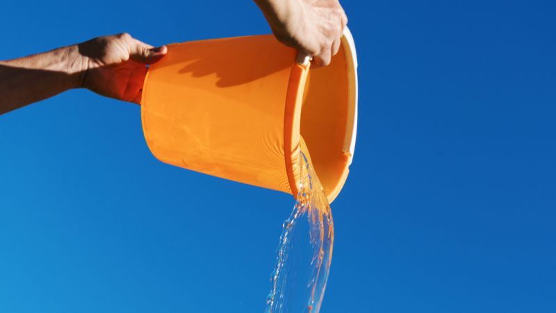 tưới nước làm mát